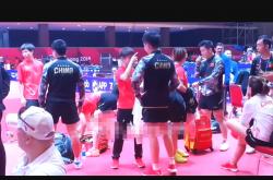 包含激战连连，笑泪交加，球迷心情跌宕起伏的词条