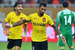 鲁能历史巅峰！后防压制恒大，开创新赛季纪录的简单介绍