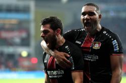 史图加特球队遭遇不敌，防线漏洞明显