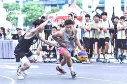 包含篮球职业联赛强强对话，精彩纷呈的词条