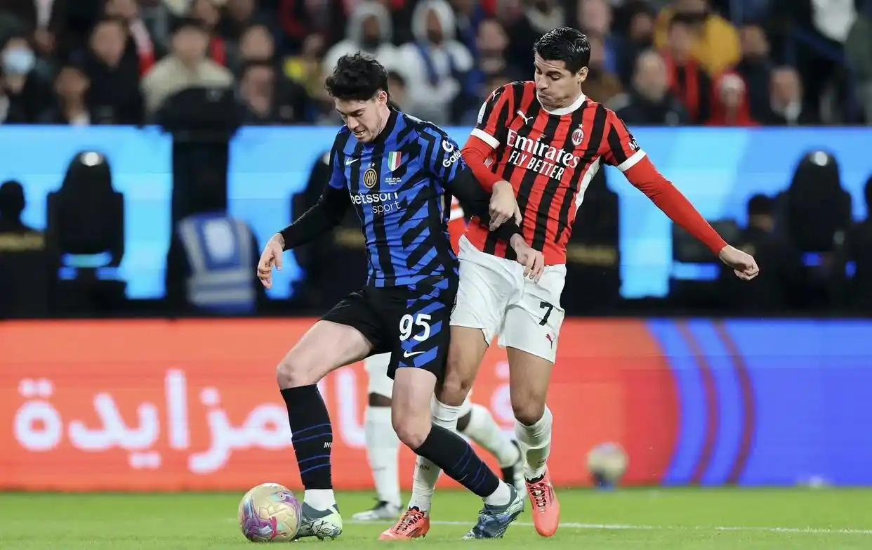 AC米兰应对AC米兰，争夺胜利的机会的简单介绍