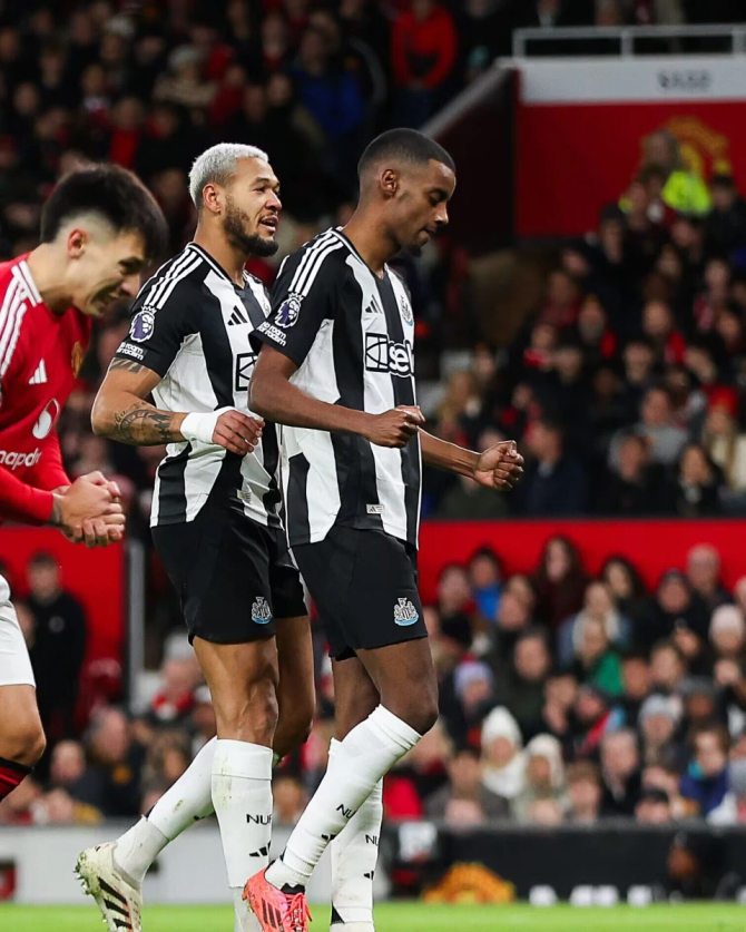 曼联主场失利，前四名席位岌岌可危的简单介绍