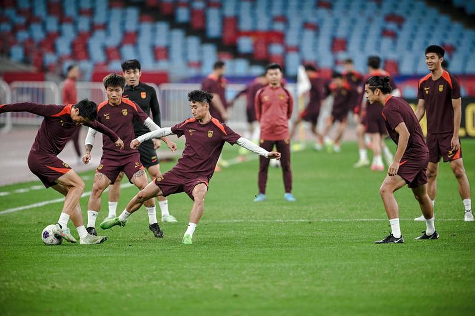 关于国内足球联赛备战谨慎部署,备战阵容完善,备受瞩目的信息 关于国内足球联赛备战谨慎部署,备战阵容完善,备受瞩目的信息