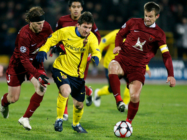 关于保加利亚击败劲旅，士气高涨的信息